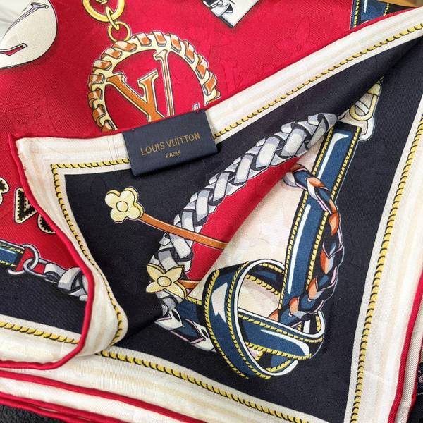 Louis Vuitton Scarf LVC00519